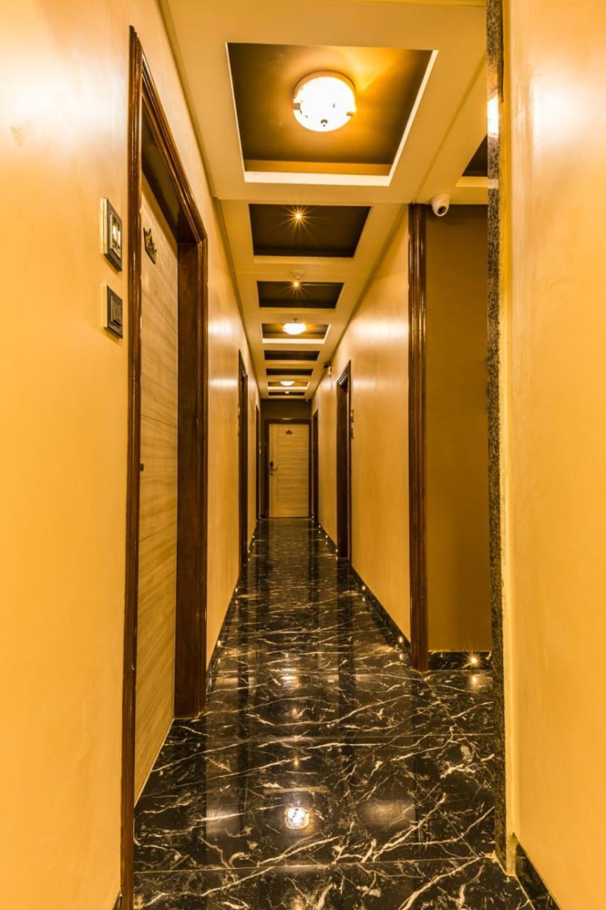 Hotel Golden Crown Bombaj Exteriér fotografie